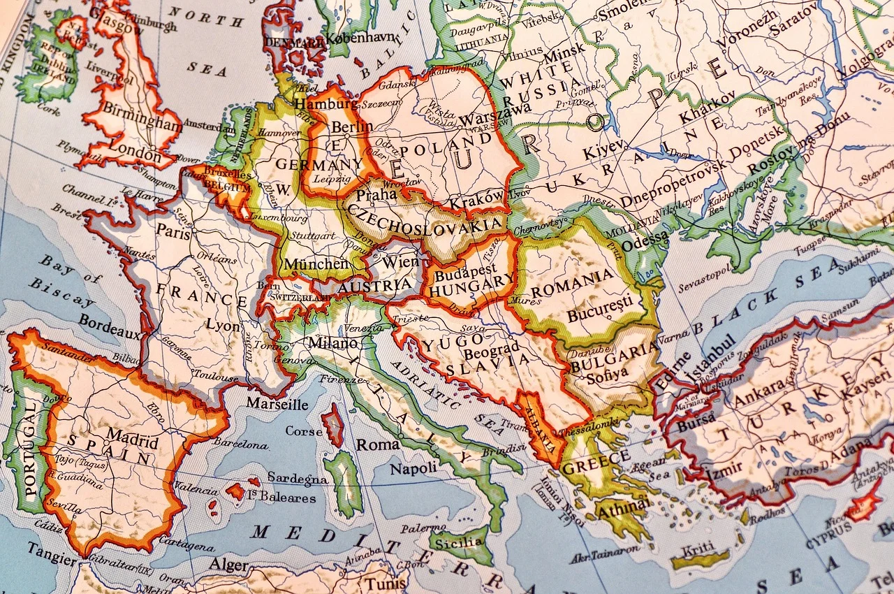 Transport międzynarodowy towarów: jak zarządzać łańcuchem dostaw w Europie